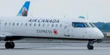Comandante ha una crisi epilettica in volo. &laquo;Panico a bordo, l'aereo ha cominciato a sbandare&raquo;