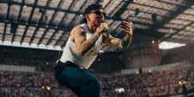 Ultimo, il concerto a Tor Vergata: la scaletta, come arrivare, parcheggi, le strade chiuse e le misure anti-caldo