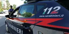 Mondragone, aggredisce l'ex compagna in hotel: arrestato 53enne