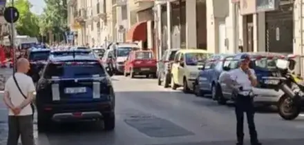 Alessandro Signorile ucciso con tre colpi alla testa mentre pedala in bici: il killer in moto &egrave; in fuga