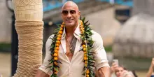 Dwayne Johnson: &laquo;La mia idea di mascolinit&agrave;? Essere te stesso ma saper chiedere aiuto. Me lo stanno insegnando le mie figlie&raquo;