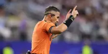 Rivoluzione nel calcio inglese: 10 ex giocatori diventano arbitri