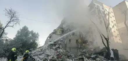 Ucraina, cosa sappiamo sul maxi attacco russo: i missili nella notte e il raid sulla fabbrica dei Flamingo. Diciotto morti e venti feriti