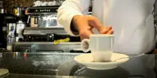 &laquo;Bere fino a 6 caff&egrave; al giorno riduce il rischio di tumori e cirrosi al fegato&raquo;. Lo studio (incredibile) pubblicato da Uk Biobank