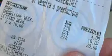 Supplemento di 3 euro per l'ingresso al lido di una bambina di 17 mesi, la polemica sullo scontrino: &laquo;&Egrave; legale?&raquo;. Cosa dice la legge