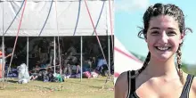 Ultimo, la fan Beatrice: &laquo;Bullizzata dal branco a scuola. La sua musica mi ha dato forza&raquo;