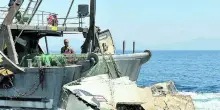 Gaeta, il relitto trovato in mare riapre il "giallo" del 1974: potrebbe essere l'ala del Phantom Usa precipitato 52 anni fa