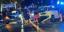 Napoli, incidente notturno sul Corso Umberto: auto distrutte nonostante i nuovi dossi