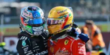 Gp di Gran Bretagna, la diretta: Hamilton (in pole) e Antonelli, sfida per la vittoria tra due generazioni di piloti