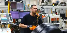 Continental cede Contitech per 4 miliardi a un fondo Usa