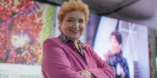 Mara Maionchi: &laquo;Facevo l'elegantona con gli abiti della Vanoni, ma Pappalardo l'ho preso a cinghiate. A 85 anni mi dispiace togliermi dalle balle: mi diverto ancora&raquo;