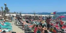 Castel Volturno, al lido di Ischitella paga l?ingresso anche la bimba di 17 mesi