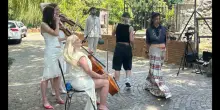 San Giorgio a Liri diventa un set internazionale: i Clean Bandit e T&Auml;RA girano un videoclip nel cuore del paese