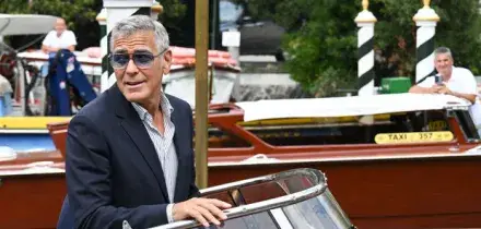 George Clooney vince il Leone d?oro alla carriera: &laquo;Significa che sto invecchiando, ma Venezia &egrave; il mio festival preferito&raquo;