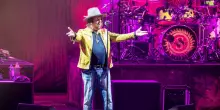 Zucchero senza freni: &laquo;L'Eurovision fa cag*re come tutti quelli che hanno vinto, Sanremo? Al massimo una partita di ping pong&raquo;