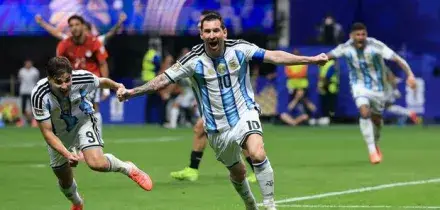 Messi, dal rigore sbagliato in Argentina-Egitto fino al gol decisivo (e le lacrime finali). Perch&eacute; il 10 continua a scrivere la storia