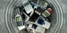 Vecchi cellulari pi&ugrave; ricercati dai collezionisti, ecco quali sono e quanto valgono oggi