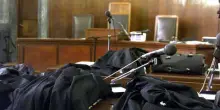 Abusi su bambine di 2 e 6 anni: condannato a 8 anni in appello