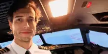 Pilota si lancia dall'aereo, nuova ipotesi sul gesto di Leandro Bertazzo: possibile problema tecnico