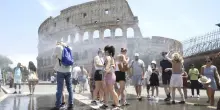 Caldo a Roma, la mappa dei quartieri: in Centro storico e all'Aurelio 4 gradi in pi&ugrave;, notti bollenti a Garbatella, pi&ugrave; fresco all'Eur