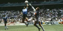 Maradona, all'asta il pallone della Mano de Dios