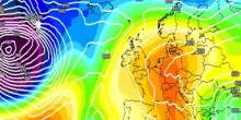 Omega Blocking, cos'&egrave; il fenomeno che "intrappola" il caldo tra due zone di pioggia (e provoca le ondate di calore)