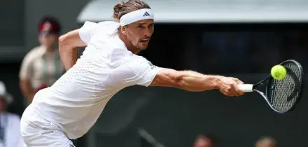 Zverev batte Fery in tre set e vola in finale a Wimbledon. Adesso attende uno tra Sinner o Djokovic