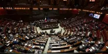 Lega e FI: stop alla tassa sui pacchi fino al 2027