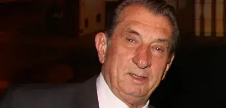 Addio ad Antonio Ratt&iacute;n: morto a 89 anni l'ex centrocampista del Boca Juniors che invent&ograve; i cartellini nel calcio