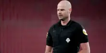 Morto l?arbitro Rob Dieperink, era stato escluso dai Mondiali dopo l'arresto: aveva 38 anni