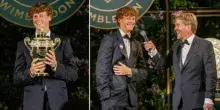 Sinner show al gala di Wimbledon: &laquo;Niente domande difficili, sono brillo. Sono stato bocciato per la quarta volta all'esame della moto&raquo;