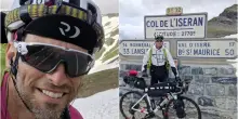 &laquo;Ventitr&eacute; anni fa ero in un letto con le gambe fratturate, oggi vado da Lucca a Capo Nord in bici per aiutare i bambini con leucemia o tumore&raquo;