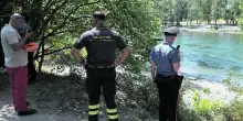 Soccorre il nipote di 4 anni nel fiume e annega sotto gli occhi dei familiari: poche ore dopo muore anche il bimbo