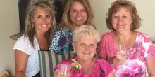 &laquo;Ho sempre fatto l'aperitibo con il vino, &egrave; ridicolo che sia vietato&raquo;. Nonna vince la guerra dell'happy hour