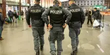 Migranti fermati tre mesi in pi&ugrave; se provano a scappare. La stretta del governo (anche per spiazzare Vannacci)