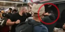 &laquo;Borseggiatori picchiati da youtuber sulla metro di Roma, calci e pugni sul volto. Scene di una violenza inaudita&raquo;