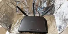 Foglio di alluminio sul Wi-Fi, funziona davvero? Ecco a cosa serve e se aumenta la potenza del router