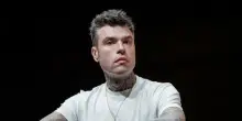 Fedez trasferito all'ospedale Humanitas: luned&igrave; il ricovero al Fatebenefratelli per l'apertura di una vecchia ulcera