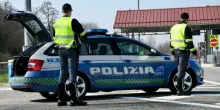 Incidente Trapani oggi, scontro tra moto e scooter: 17enne morto e tre giovani feriti