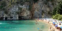 Due turisti morsi da pesci in pochi giorni sulle spiagge del Cilento: abbondante perdita di sangue