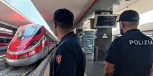 Napoli, abusi su 16enne in stazione: rischia il linciaggio