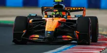 GP di Ungheria, la qualifica: Norris soffia la pole ad Hamilton, ma il ferrarista &egrave; a rischio penalit&agrave;. Quarto Antonelli