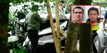 Attentato a Berlino, ucciso il killer dopo irruzione. La ricostruzione: il van bianco sulla folla, l'attacco con coltello e machete e poi la fuga