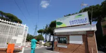 West Nile, torna la paura a Napoli: primo paziente ricoverato al Cotugno