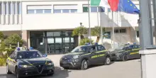 Frode su finanziamenti pubblici e bancari: 145 indagati tra cui esponenti politici e professionisti
