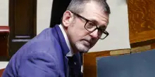 Caso Delmastro, rinviato il voto alla Camera sull'uso delle chat dopo la lettera dei pm. Forza Italia protesta: &laquo;Anomalia&raquo;