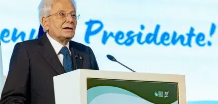 Mattarella: &laquo;No Tav? La violenza un virus letale per la democrazia. Tensioni elettorali non sottraggano attenzione ai problemi della vita quotidiana&raquo;