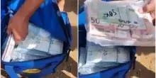 Lanciano 600mila euro in banconote dalla barca in avaria, parte la corsa dei bagnanti per intascare il denaro: la scena da film (ma vera) in Italia