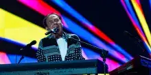 Roby Facchinetti e la svista sul palco dei Pooh: &laquo;Non mi era mai successo, ho sbagliato, perdonatemi!&raquo;