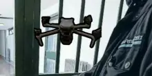 Napoli, drone consegna hashish nel carcere di Secondigliano: droga sequestrata dalla polizia penitenziaria
